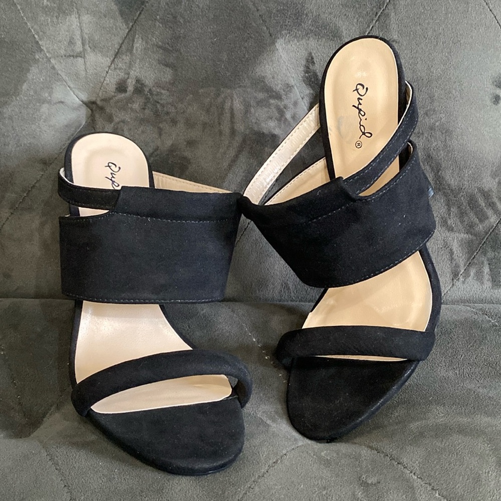Qupid Black Cut-Out Style Kitten Heels